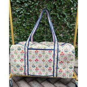 NEW HEART OF GRACE women's large quilted bag in meadow